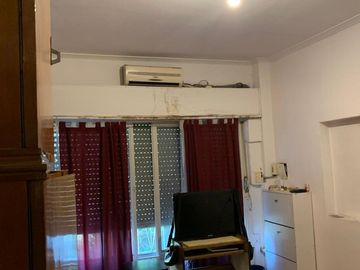 VENTA CHALET 3 AMB. LONGCHAMPS C/GARAGE Y FONDO