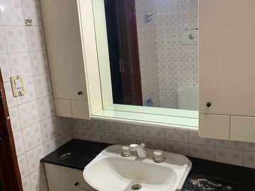 VENTA CHALET 3 AMB. LONGCHAMPS C/GARAGE Y FONDO