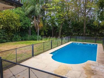 Casa 5 amb c/ escritorio y piscina. Pilar Del Lago