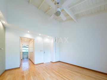 Casa 5 amb c/ escritorio y piscina. Pilar Del Lago