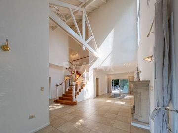 Casa 5 amb c/ escritorio y piscina. Pilar Del Lago
