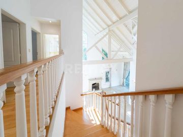 Casa 5 amb c/ escritorio y piscina. Pilar Del Lago