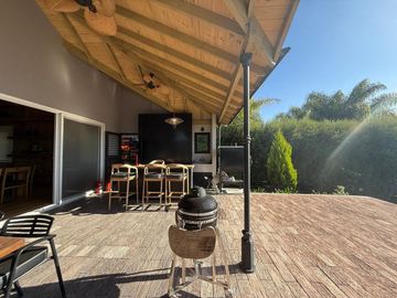 INCREIBLE CASA AL RIO EN SAN ISIDRO LABRADOR
