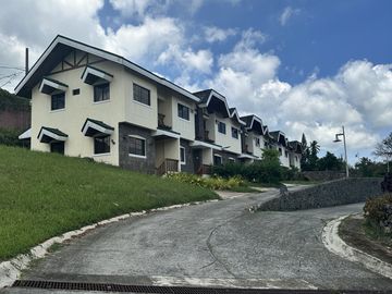 Canyon Woods Residential Resort Golf Villas For Sale in Laurel, Batangas