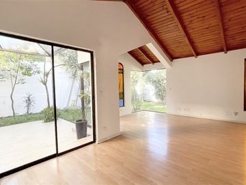 Casa en Venta en ROTONDA ATENAS