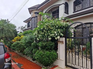 South Forbes Villas