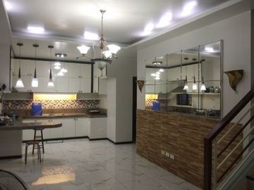 3 Storey House for Sale at Greenwoods Executive Village, Pasig City