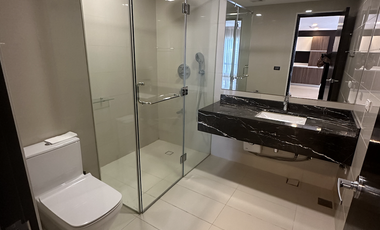 For Sale: BGC Ayala Premier 1-Bedroom Unit at East Gallery Place (Direct Buyers