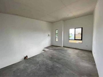 Near SM & Robinsons. 2 Bedroom Townhouse for Sale in Dasmarinas Cavite.