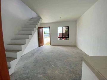 Near SM & Robinsons. 2 Bedroom Townhouse for Sale in Dasmarinas Cavite.