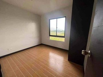 Near SM & Robinsons. 2 Bedroom Townhouse for Sale in Dasmarinas Cavite.