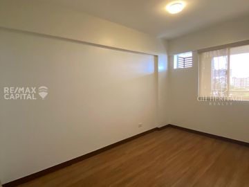 2 Bedroom Unit for Sale at The Birchwood, Adler Bldg.