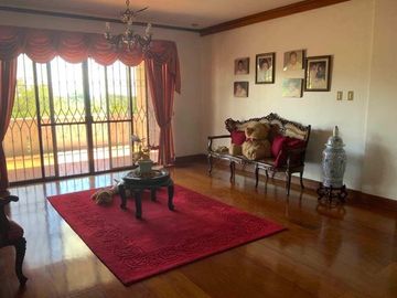 Large Corner lot house with view