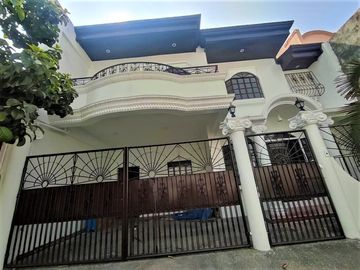 W/ ROOFDECK PRE-OWNED SINGLE HOUSE & LOT FOR SALE IN FORTUNATA VILLAGE PARAÑAQUE