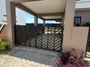3 BEDROOM NEAR TAGAYTAY