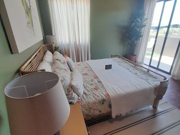 3 BEDROOM NEAR TAGAYTAY