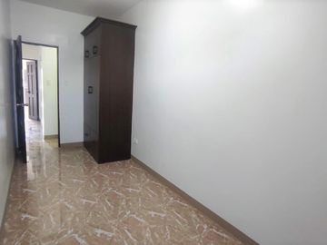 1 UNIT AVAILABLE TOWNHOUSE HOUSE & LOT FOR SALE IN UNITED PARANAQUE SUBD (UPS5)