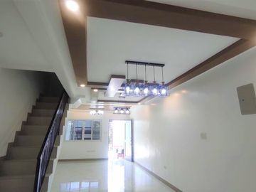 1 UNIT AVAILABLE TOWNHOUSE HOUSE & LOT FOR SALE IN UNITED PARANAQUE SUBD (UPS5)