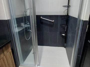 1-BEDROOM UNIT in GQ3 Crosswinds for Sale