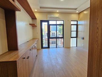 AFFORDABLE TOWNHOUSE IN TOWN IN COUNTRY BACOOR CAVITE