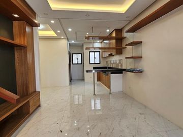 AFFORDABLE TOWNHOUSE IN TOWN IN COUNTRY BACOOR CAVITE