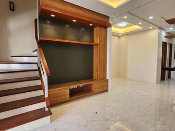 AFFORDABLE TOWNHOUSE IN TOWN IN COUNTRY BACOOR CAVITE