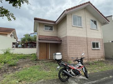 For Sale House & Lot in Avida Residences Sta. Catalina, Dasmariñas