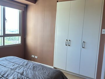 Fully Furnished 2-bedroom unit at The Grove Pasig for Sale