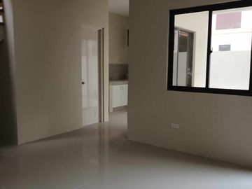 New Haven Brand NEW Townhouse For Sale Near Sm Fairview - Jojo Obra