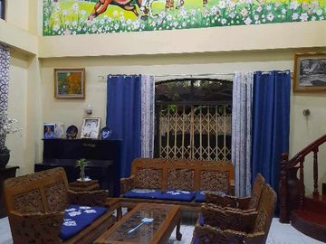 A 2-STOREY HOUSE AND LOT IN SAN GERARDO HEIGHTS