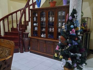 A 2-STOREY HOUSE AND LOT IN SAN GERARDO HEIGHTS