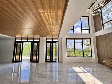 Retirement Home with Taal View House and Lot for Sale in Splendido Tagaytay