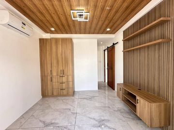 Retirement Home with Taal View House and Lot for Sale in Splendido Tagaytay