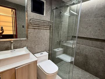 Modern 4-Bedroom Home for Sale – Near Marquee Mall & NLEX Angeles