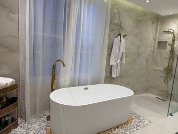 Modern 10-Bedroom House for Sale – Near SM Telabastagan