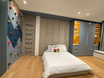 Modern 10-Bedroom House for Sale – Near SM Telabastagan