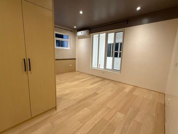 Modern 10-Bedroom House for Sale – Near SM Telabastagan