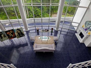 Prime Location House for Sale in Tagaytay