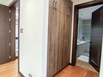 Spanish Mediterranean Furnished House and Lot For Sale in Tagaytay Highlands