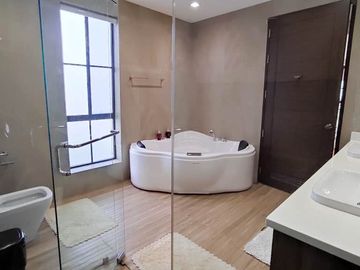 Spanish Mediterranean Furnished House and Lot For Sale in Tagaytay Highlands