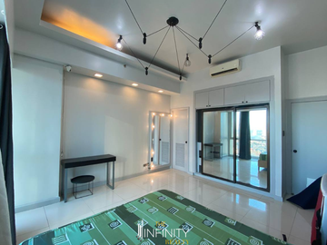ROCKWELL 2 BEDROOM FOR SALE MANANSALA