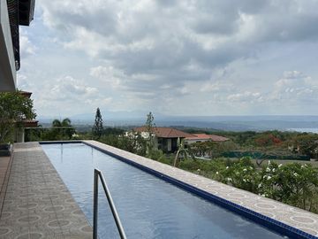 Alta Mira Tagaytay Highlands House & Lot For Sale