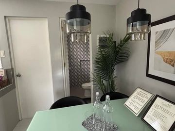 2 STOREY W/ 3 BEDROOMS AND 2 TOILET&BATH IN SENTRINA ALAMINOS LAGUNA