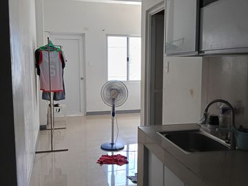 New 3-Storey 5-Door Apartment with 6 T&B and Roof deck in San Miguel Pasig City