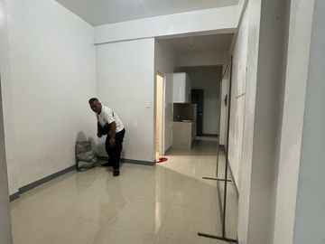 New 3-Storey 5-Door Apartment with 6 T&B and Roof deck in San Miguel Pasig City