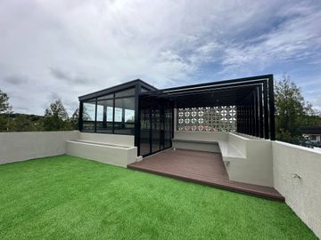 Brand New Contemporary House in Pueblo del Sol Tagaytay