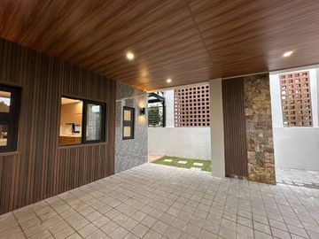 Brand New Contemporary House in Pueblo del Sol Tagaytay