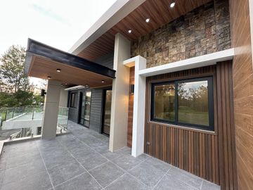 Brand New Contemporary House in Pueblo del Sol Tagaytay