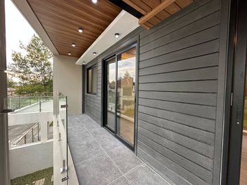 Brand New Contemporary House in Pueblo del Sol Tagaytay