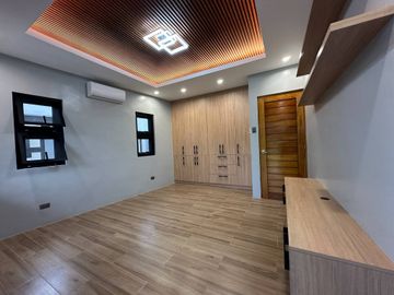 Brand New Contemporary House in Pueblo del Sol Tagaytay